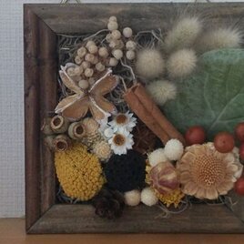 秋のいっぱい詰まった壁掛けboxフラワー