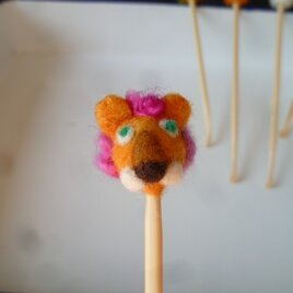 ひとりよがりのアニマル耳かき・らいおん