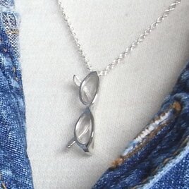 メガネペンダント