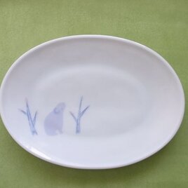 象嵌メロン灰青白磁　ナキウサギの楕円皿　