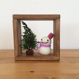 冬のお供に・・・ 木枠の雪だるま