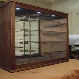 ウオールナット材　コレクションケース