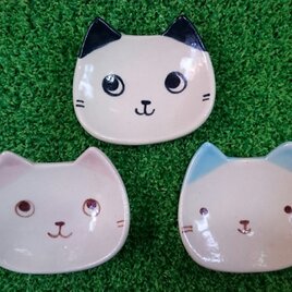 子猫の小皿