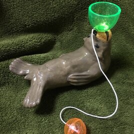 アシカの玉入れ  Throwing-ball game of the sea lion