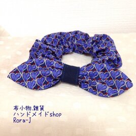 リバティーのリボンシュシュ