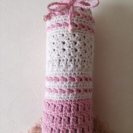 コットン糸のペットボトルカバー（ピンク&ホワイト）