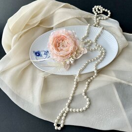 ベビーピンク ラナンキュラスコサージュ