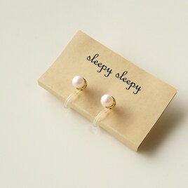 スワロフスキーパールとロンデルのノンホールピアス