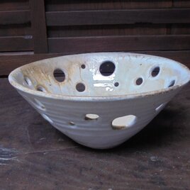穴窯焼成　自然釉　透かし鉢の画像