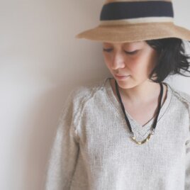 真鍮のリボンネックレス