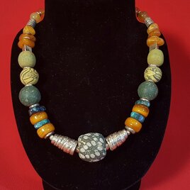 idolaアンティークトンボ玉×シルバーネックレス