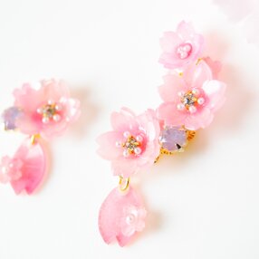 花便り桜のイヤーカフ&イヤリング（ピアス)
