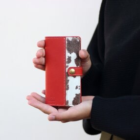 ハラコとヌメ革のスマホカバー　汎用　iPhone　レッド　手帳型スマホケースapo-09nch