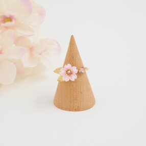 桜とルフレのリング  ～花の宴～ （ つまみ細工＊受注制作 ）