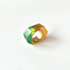 PRISMリング グリーンイエロー1０号