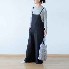 ゆるりと大人かわいいサロペットワイドパンツ-リネン/ブラック