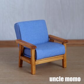 ドール用ソファ1人掛け（色：ライトブルー×チェスナット）　1/12ミニチュア家具