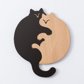 猫雑貨・ねこまみれ|木製コースター/プレート【 添い寝】