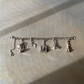 Vintage 60s-70s USA retro Pennsylvania souvenir charm bracelet