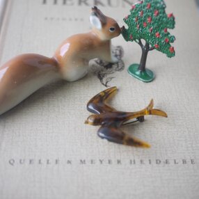 燕ブローチ　ヴィンテージ　ドイツ