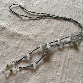 メガネストラップ アクセサリーのハンドメイド クラフト作品 手仕事品通販 Iichi ハンドメイド クラフト作品 手仕事品の通販