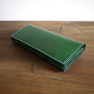 ﾙｶﾞﾄｰｼｮﾙﾀﾞｰ 二つ折り財布 緑 | iichi 日々の暮らしを心地よくする