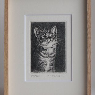 黒い猫・2009/銅版画 (額あり） | iichi 日々の暮らしを心地よくする