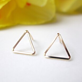 k14GF対応 ピアス/イヤリング 北欧-三角-トライアングル-シック-上質