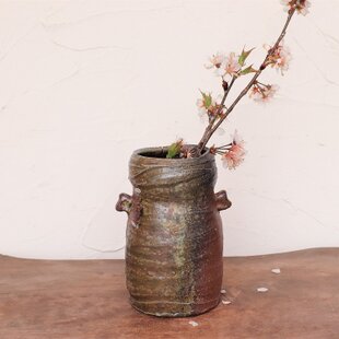 備前焼 花入れ(手びねり) h3-129 | iichi 日々の暮らしを心地よくする