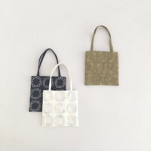 ミナペルホネンモチーフ「jungle relief」のトートかばん | iichi 日々