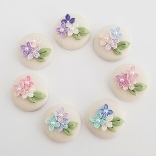 刺繍ブローチ 「パイナップル」 | iichi 日々の暮らしを心地よくする