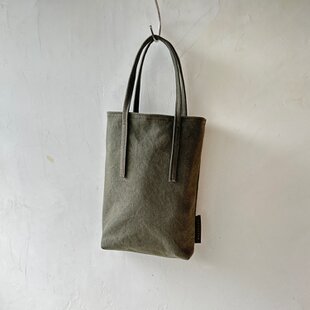 草木染め手織りバック（ブルー） | iichi 日々の暮らしを心地よくする