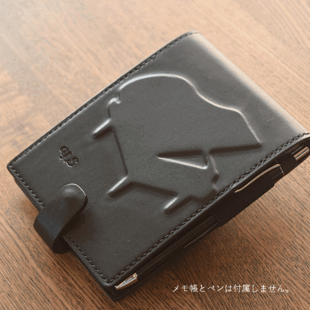 パスポートサイズトラベラーズノートカバー 牛革、刻印＆拭き染め
