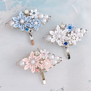 no.81 刺繍リボンとボタンカボションの華やかポニーフック2点セット✩.*˚ 上品で大人っぽい インド刺繍リボンのポニーフック 華やか パーティー