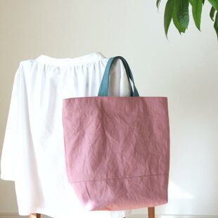 花柄のトートバッグ パッチワーク | iichi 日々の暮らしを心地よくする