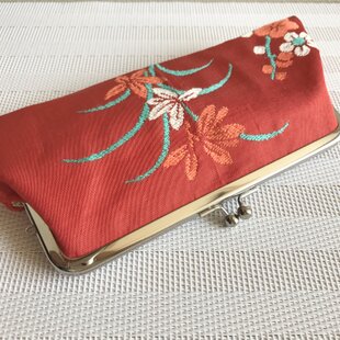 マーガレット＊です！刺繍生地のメガネケース　ハンドメイド 刺繍生地*リネン*メガネケース*マーガレット | iichi 日々の暮らしを