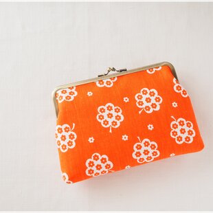 手刺繍のがま口『鳥と草花』財布・ポーチ【受注生産】 | iichi 日々の