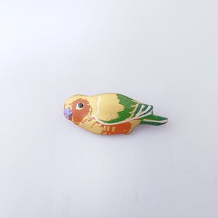 コガネメキシコインコ 漆ブローチ | iichi 日々の暮らしを心地よくする