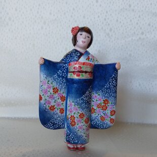 民族衣装マトリョーシカ ＜パスハ（ロシアのイースター）＞ 5ピース