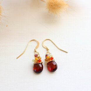 ラベンダーのピアス | iichi 日々の暮らしを心地よくするハンドメイド