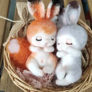 羊毛フェルトきつね | iichi 日々の暮らしを心地よくするハンドメイド