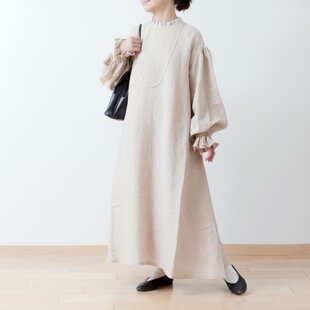 リネンギャザーエプロンドレス グレー | iichi 日々の暮らしを心地よく