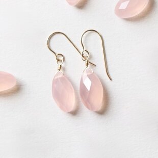 レトロ サイケデリック ガラス ピアス イヤリング 花 | iichi 日々の