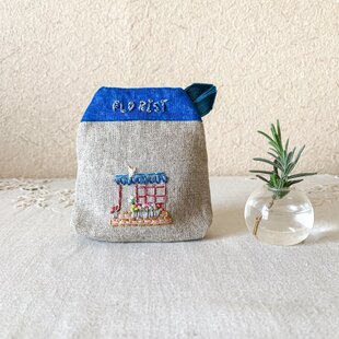 サシェ（花屋さん） | iichi 日々の暮らしを心地よくするハンドメイド