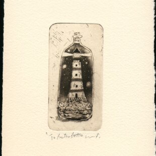 銅版画「ビンの中」額付き | iichi 日々の暮らしを心地よくする