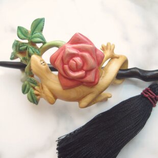木蓮の花のかんざし - 伝統と現代の美が融合した逸品 K204 | iichi 