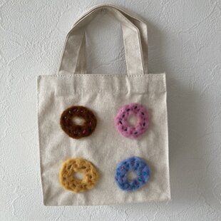 オトナかわいいバンブーバッグ 北欧 花刺繍柄 | iichi 日々の暮らしを