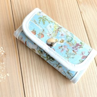 リバティ 3つ折りキーケース バネホック ＜Wild Flowers＞(ワイルド