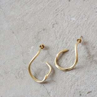 フォッシルコーラル 1粒ピアス 14kgf | iichi 日々の暮らしを心地よく