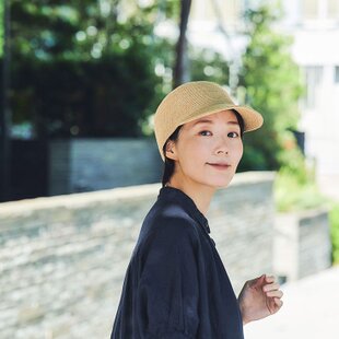 大島紬つば広ハット：藍大島×花模様の紬・着物リメイク・着物地帽子